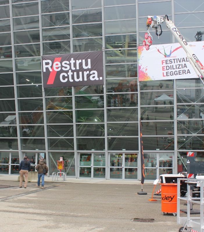 Restructura - foto d'archivio