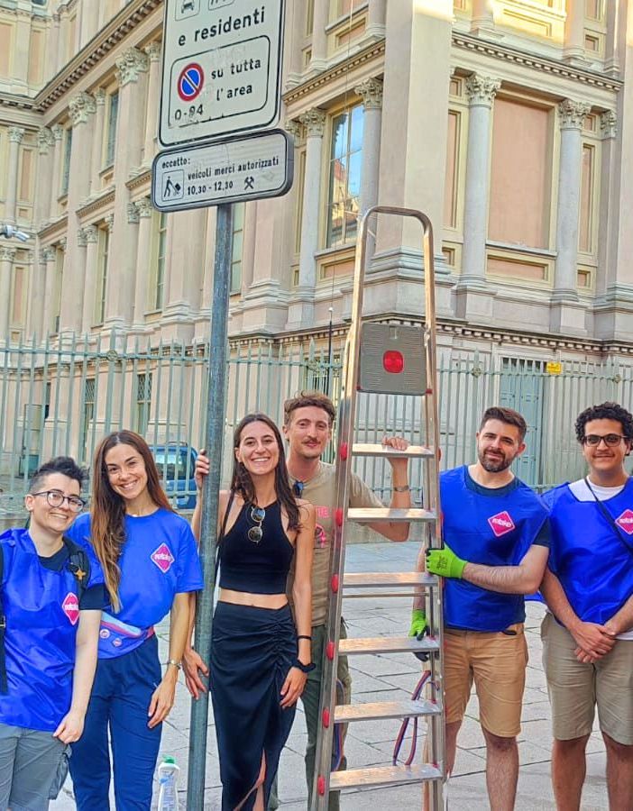 &quot;Liberiamo la città dai rifiuti di Capodanno&quot;: a Torino il primo evento del 2025 di Retake