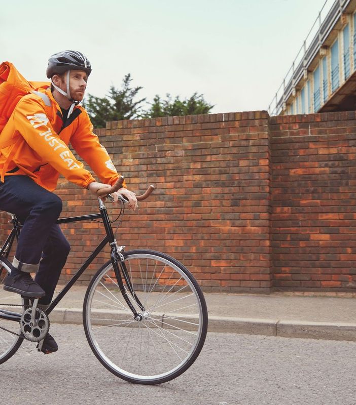 Just Eat, a Torino 560 riders assunti con il Contratto Nazionale del settore logistica