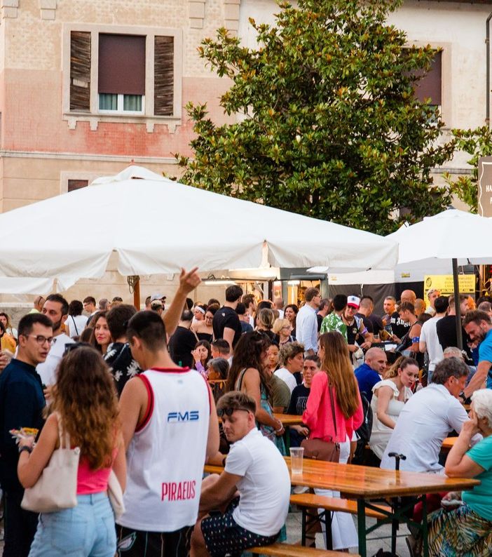 A Pianezza torna Rolling Truck Street Food Festival, dal 4 al 6 ottobre le specialità culinarie dei migliori Street Chef e musica in via San Pancrazio