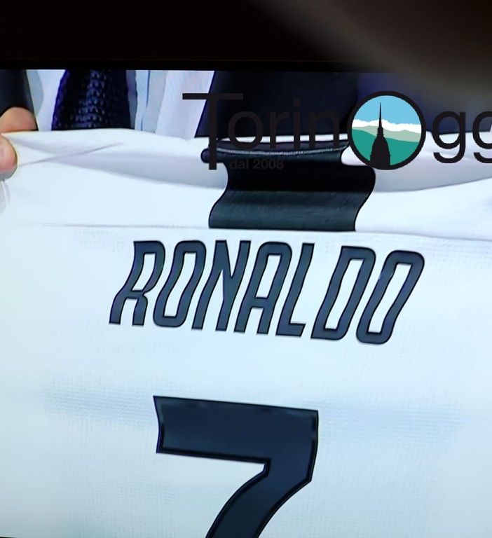 La Finanza sequestra 70 magliette contraffatte di Ronaldo
