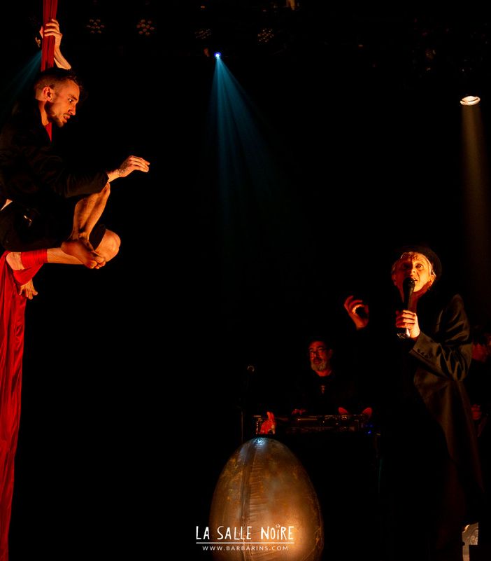 System, in scena al Café Muller