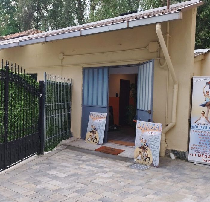 ingresso di un locale pubblico