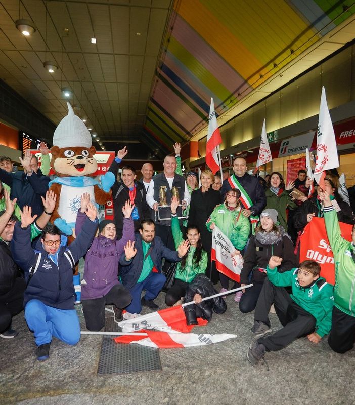 La Fiamma della Speranza accende Torino per gli Special Olympics World Winter Games