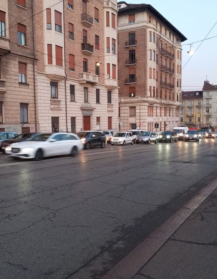 Tra via Nizza e corso Sommeiller tiene banco il problema dell’inquinamento acustico