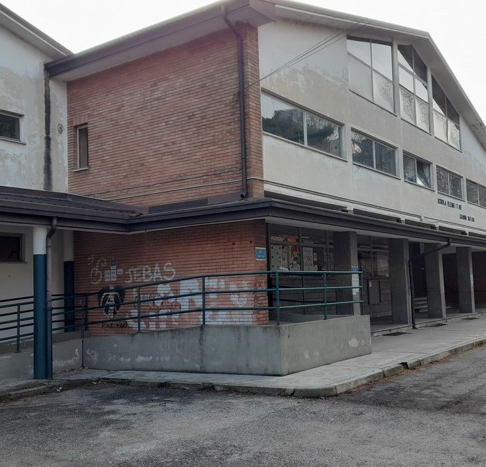 Scuola: barriere architettoniche e studenti isolati alla Rodari