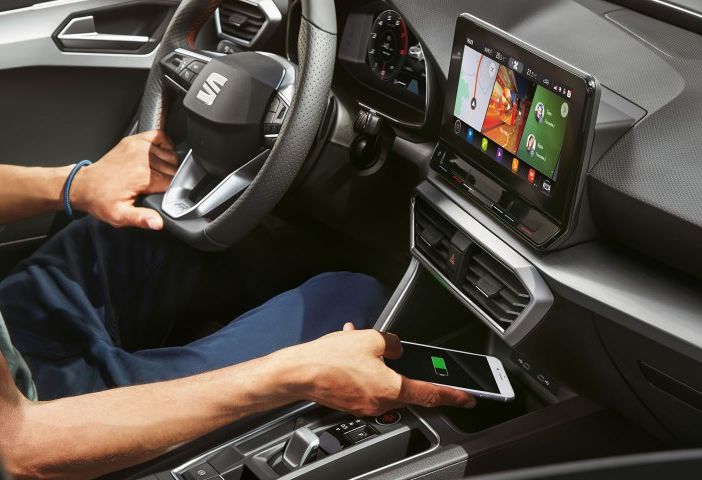 Nuova SEAT Leon: la connettività dell'auto più avanzata della storia del marchio