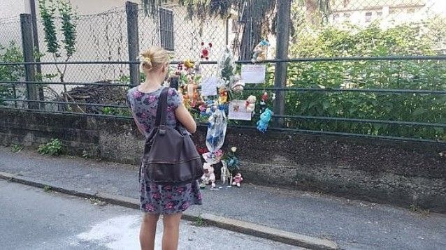Il piccolo gettato dal balcone a Settimo non era figlio del compagno della mamma