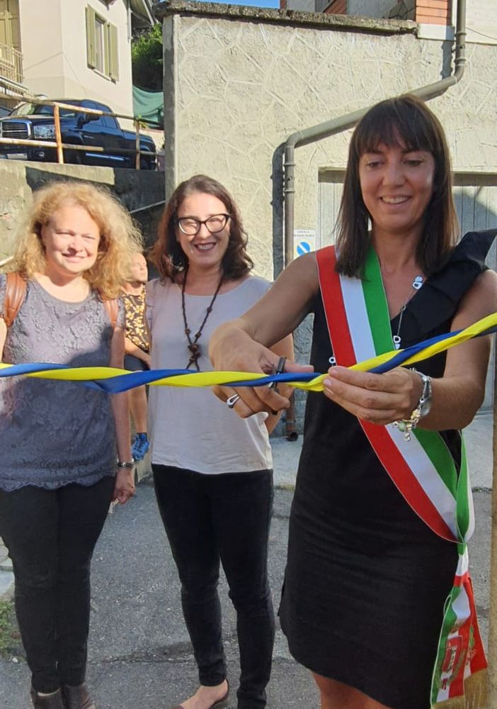 taglio del nastro cerimonia di inaugurazione