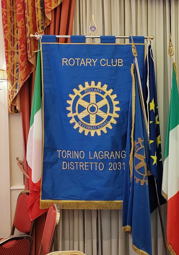 Il Rotary Club Torino Lagrange contribuisce a rinnovare gli Spazi ReAli di via Giolitti