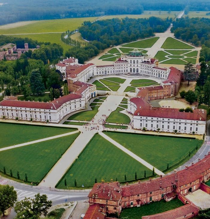 Nasce la prima guida del Parco Naturale di Stupinigi, con itinerari e focus per tutti i percorsi