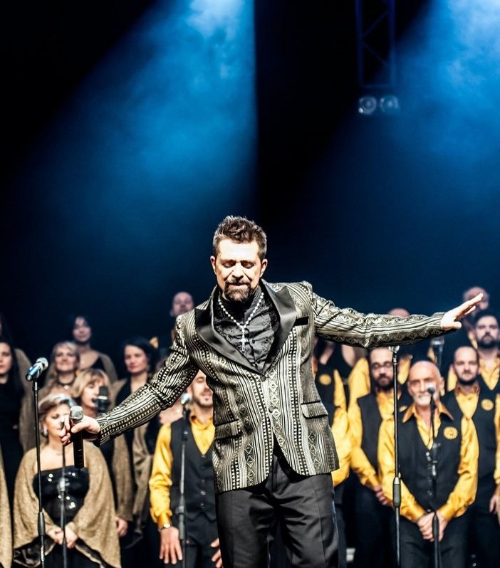 Il Sunshine Gospel Choir canta al Teatro Nuovo di Torino per UGI