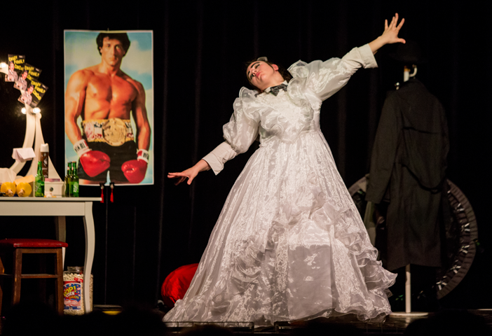 La risata che fa bene alla salute: il Piccolo Teatro Comico va in scena per la solidarietà