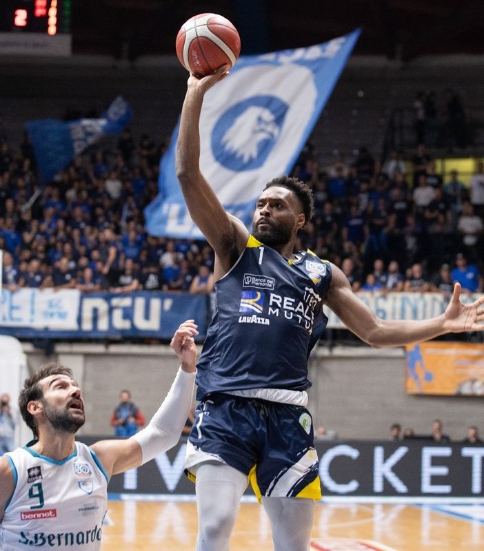 Kevion Taylor, 29 punti per lui questa sera. Credits: ufficio stampa Acqua San Bernardo Cantù