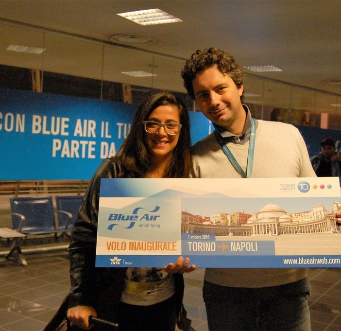 Blue Air inaugura il nuovo collegamento aereo tra le città di Torino e Napoli