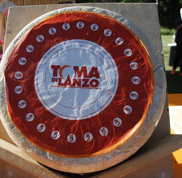 A Usseglio la Mostra regionale della Toma di Lanzo e dei formaggi d'alpeggio