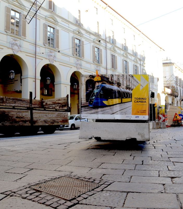 Mancavano 4 giorni a Natale. La via Po del 2024, tra cemento e ruspe, da lunedì torna (per metà) libera [REPORTAGE]