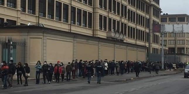 Foto scattata da Vitale Pinelli, esponente torinese di FdI