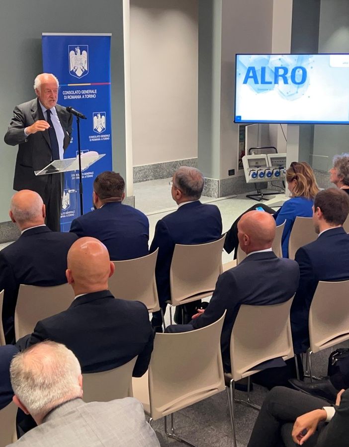 Incontro in sala congressi con partecipanti
