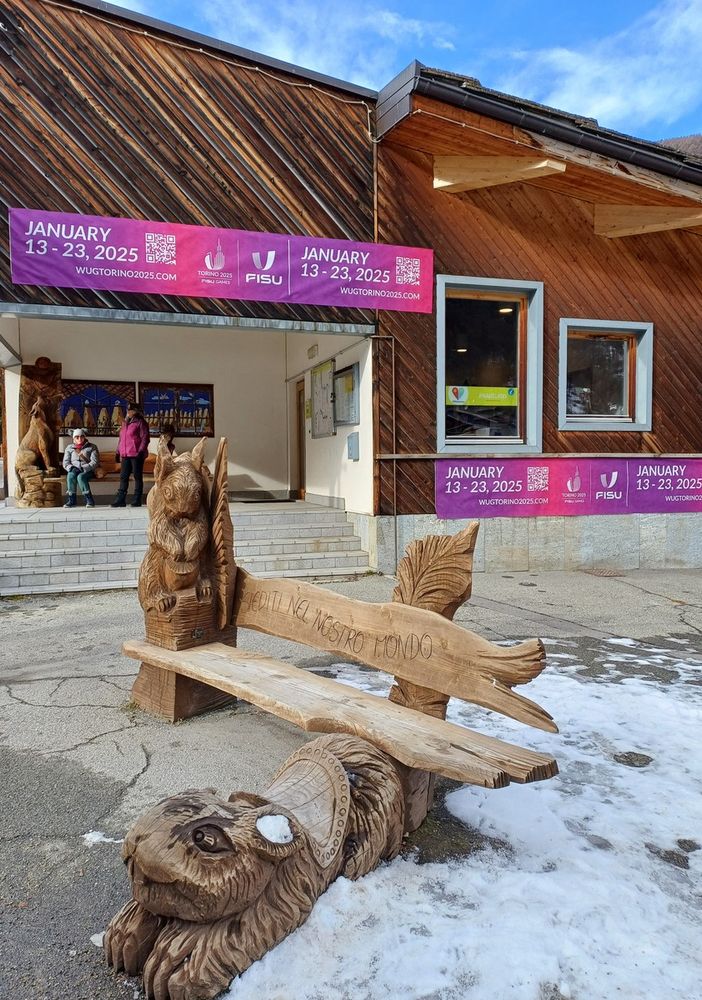 La fiaccola dei Giochi Mondiali Universitari Torino 2025 a Pragelato, Sestriere e Bardonecchia