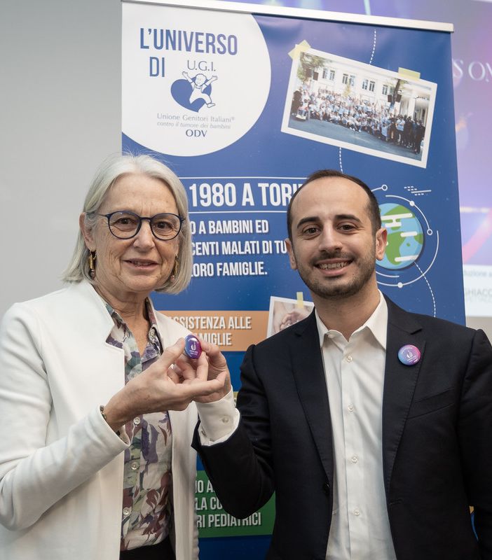 Successo di pubblico e di cuore per lo show Lights on U: devoluto a casa Ugi parte dell'incasso