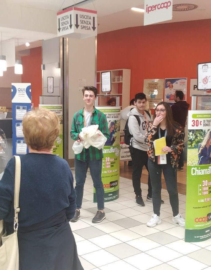 All'Ipercoop di Collegno l'evento conclusivo di &quot;Un altro modo di fare impresa&quot;,