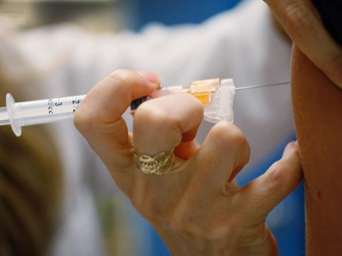 Vaccini, le preadesioni per gli over40 anticipate a partire dal 17 maggio
