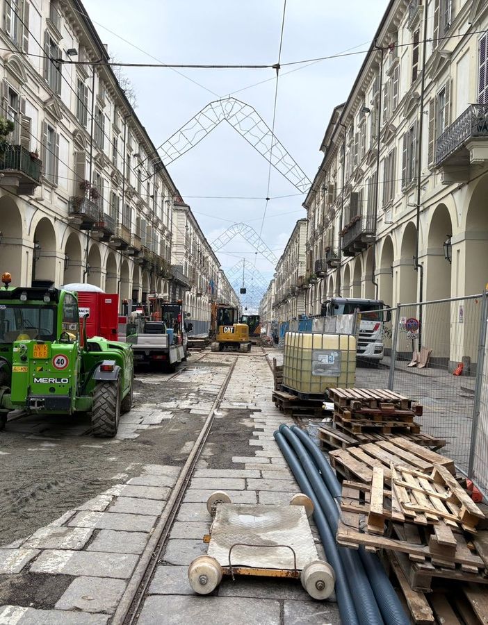 Il cantiere prosegue senza intoppi, con abbattimento delle barriere architettoniche lungo i principali incroci