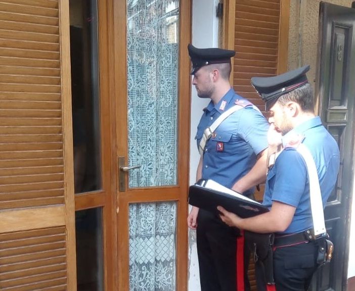 I carabinieri di Venaria arrestano i tre della banda &quot;dei guanti bianchi&quot;