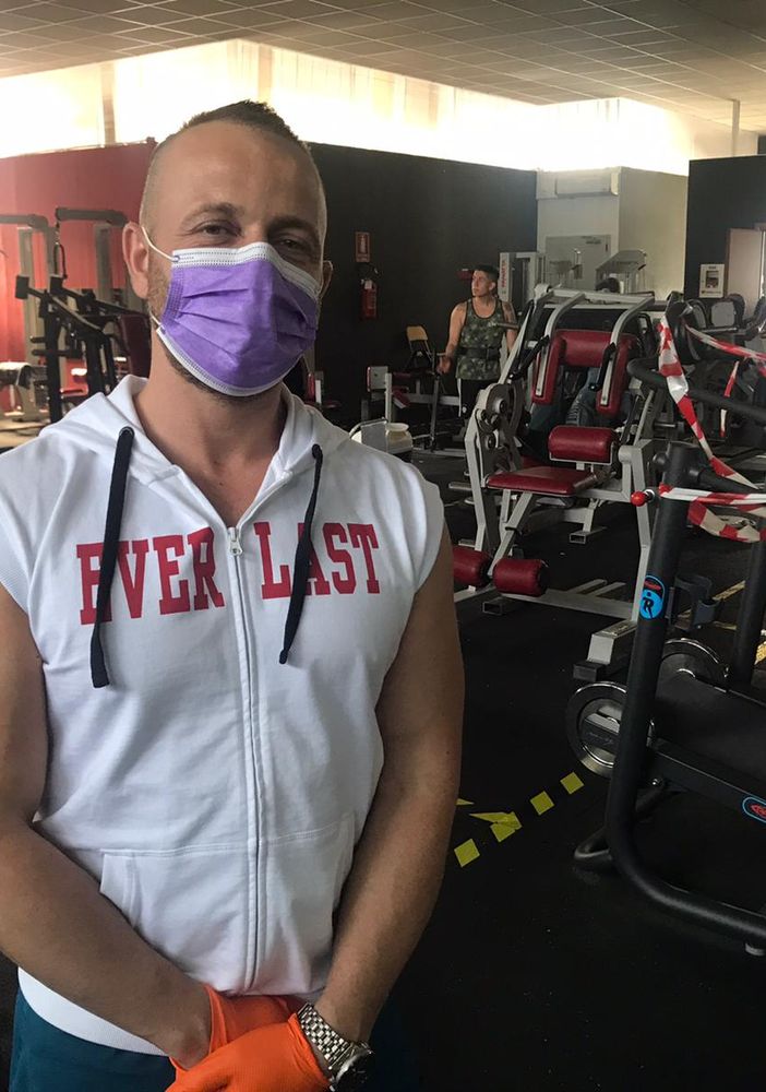 La ripartenza delle palestre dopo il lockdown: “Allenarsi in sicurezza si può, ma guai a chiudere di nuovo” [VIDEO]