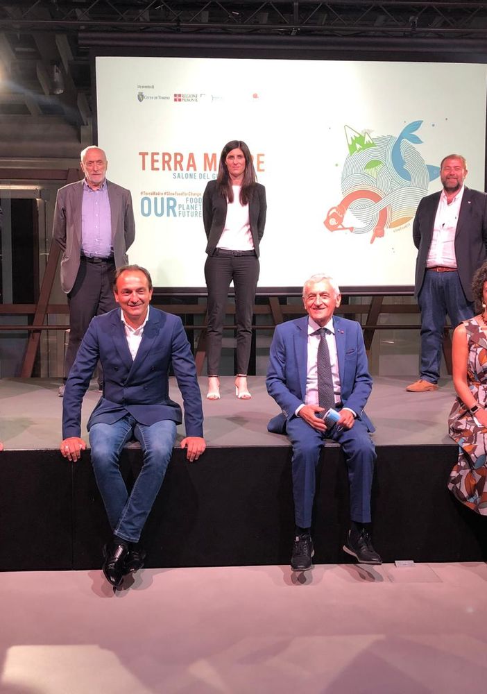 Terra Madre nel mondo per sei mesi, Petrini: “Sarà il Salone più grande della storia, ricostruiamo le comunità”
