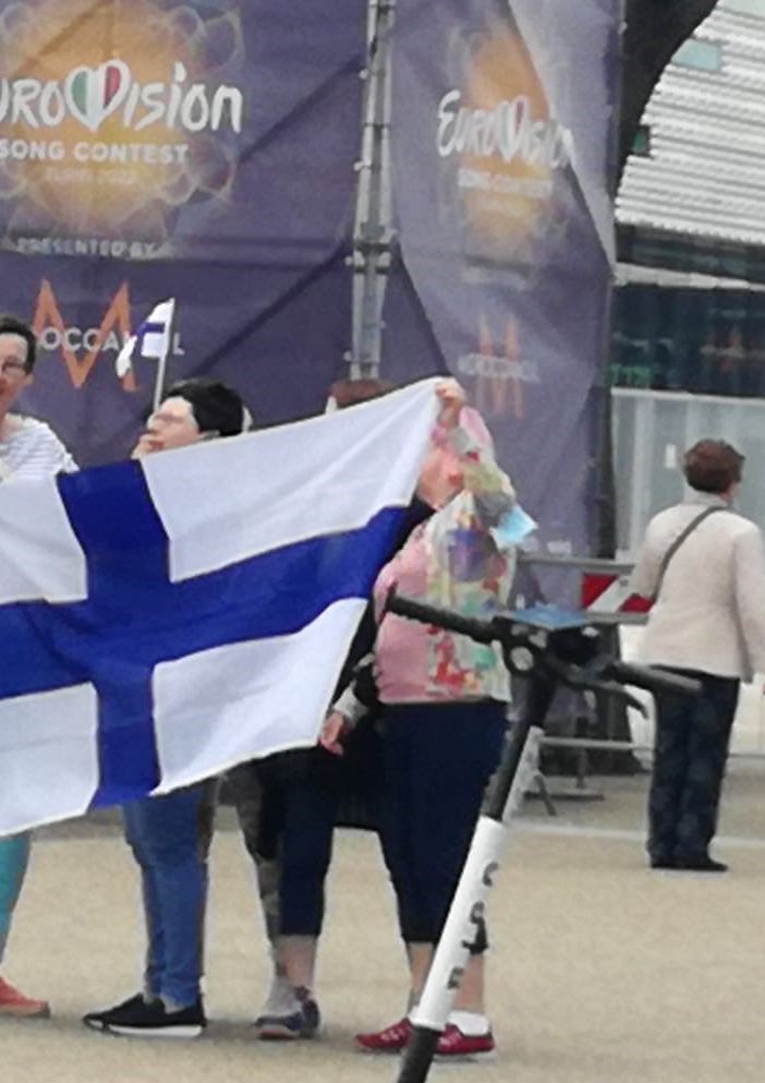 Telecamere, miss da concorso e le ultras dei Rasmus: si scalda il clima da Eurovision (ed è subito Torino 2006)