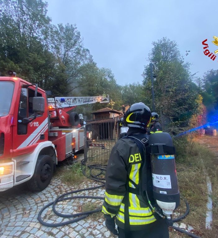 Avigliana, scoppia un incendio in un'ex fabbrica di dinamite