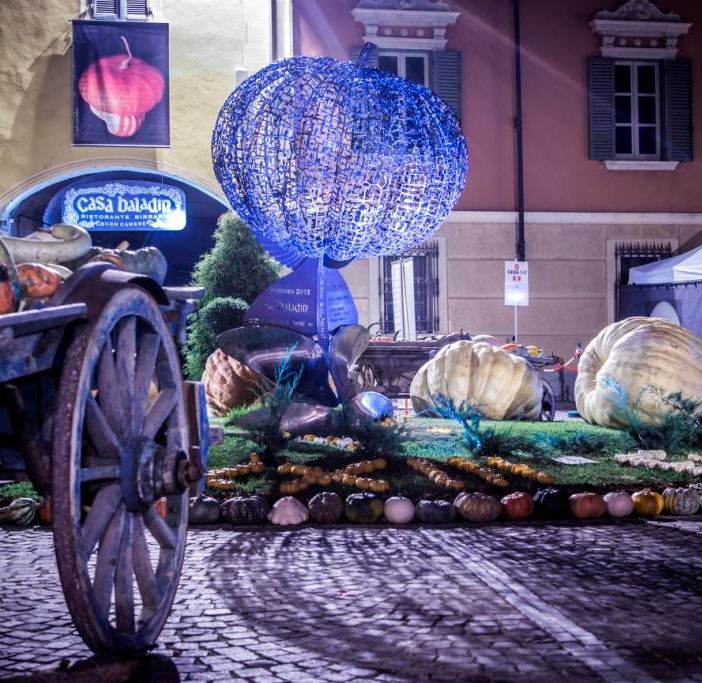 Zucca in piazza, a Piozzo (Cuneo) nel weekend i produttori locali con le zucche e prodotti tipici