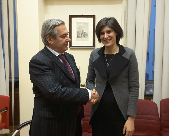 La sindaca riceve a Palazzo Civico l’ambasciatore argentino