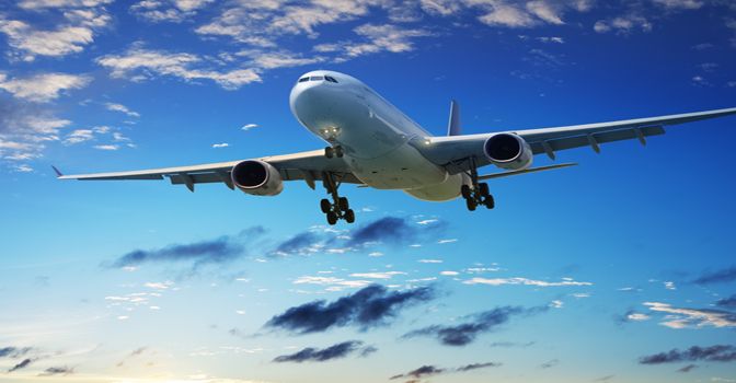 Il futuro del trasporto aereo tra riassetto del mercato e low cost a lungo raggio