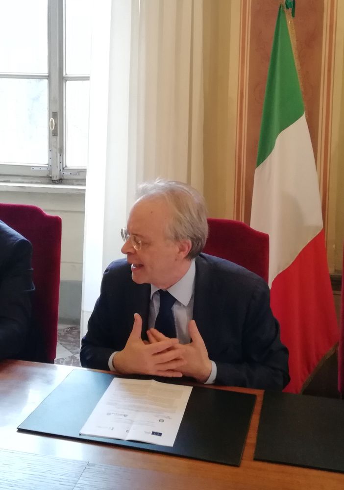 Mediatori culturali in arabo, cinese e moldavo negli uffici delle Entrate di Torino