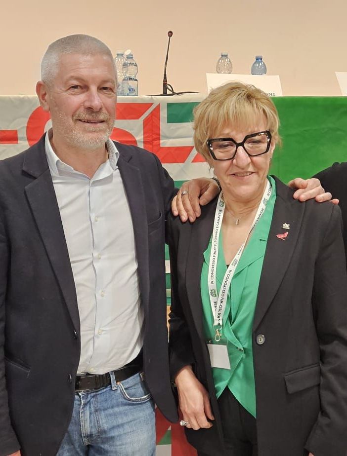 quattro persone insieme