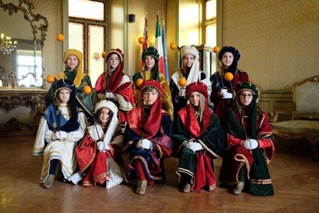 Il Carnevale di Ivrea entra nel vivo con le Alzate degli Abb