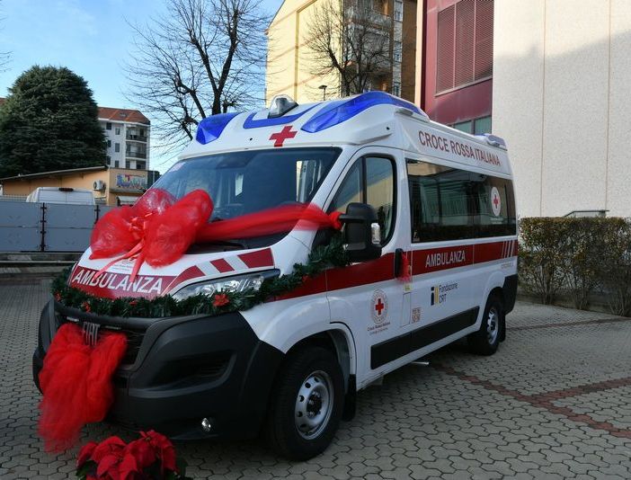 Inaugurati a Nichelino due nuovi mezzi della Croce Rossa