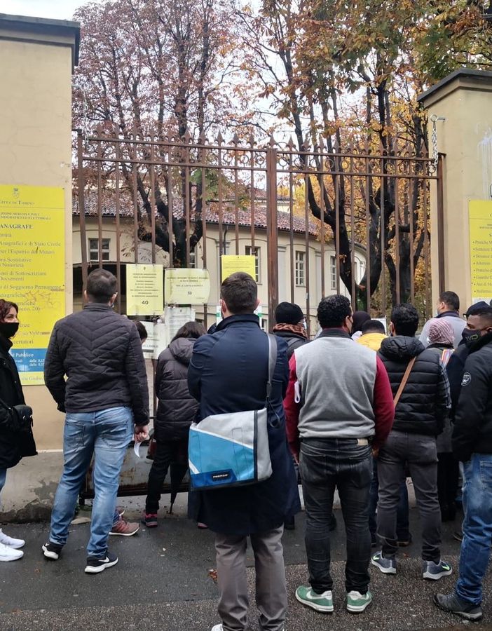 code davanti all'anagrafe