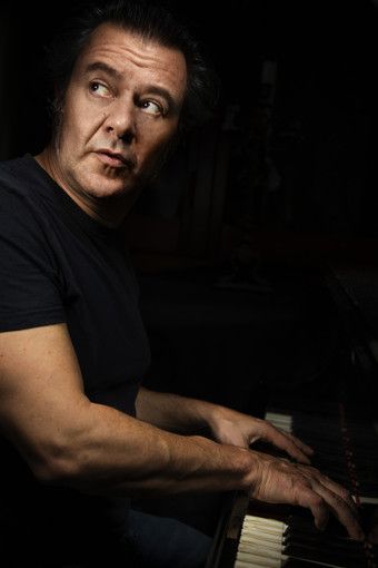 Nuove serate live con la musica del cantautore piemontese Andrea Giraudo