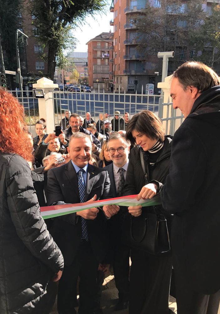 Appendino inaugura il Caf di via Lancia: &quot;Vicini ai cittadini&quot;