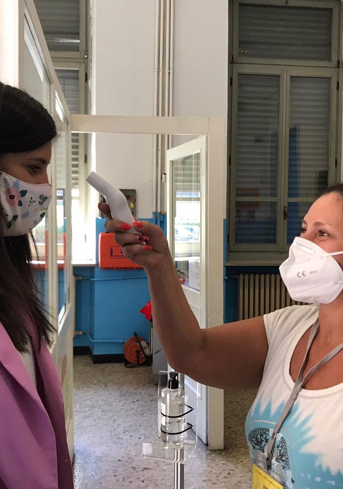 Riapertura scuole, a Torino restyling degli edifici e mascherine in arrivo. Appendino: “Per noi priorità assoluta” [VIDEO e FOTO]