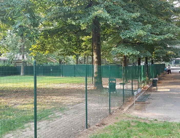 Il Comune apre l'area cani di via Cercenasco, la circoscrizione la richiude: &quot;Lavori non terminati&quot;
