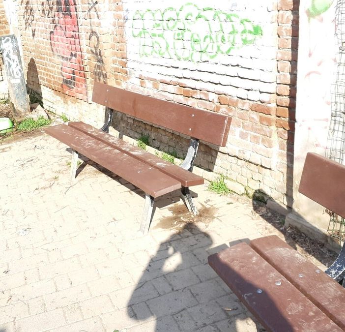 Arredi urbani con materiale riciclato