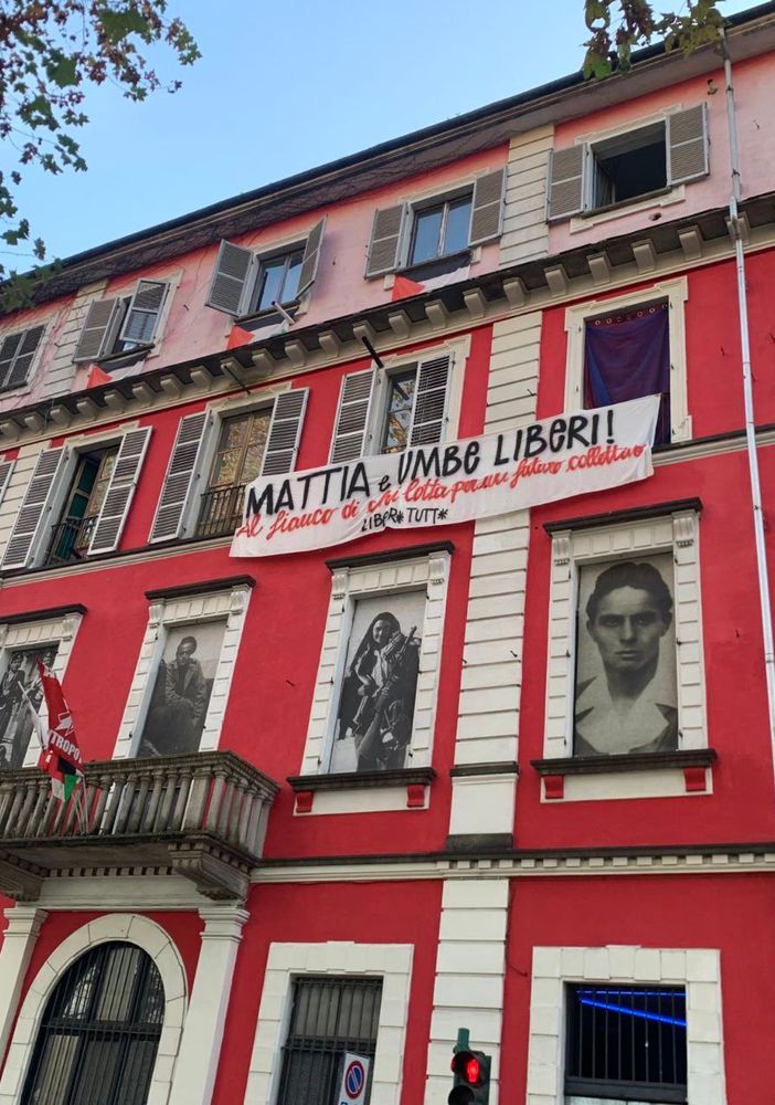 palazzo rosso dall'esterno