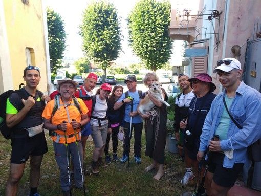 Missione compiuta per gli atleti non vedenti, arrivati a Oropa dopo 3 giorni e 65 km di cammino