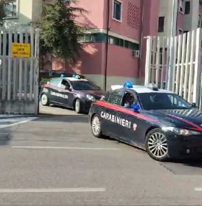 auto dei carabinieri