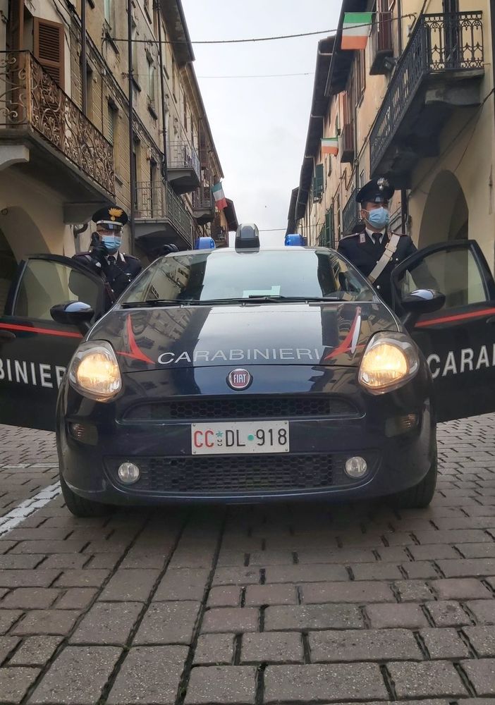 auto dei carabinieri